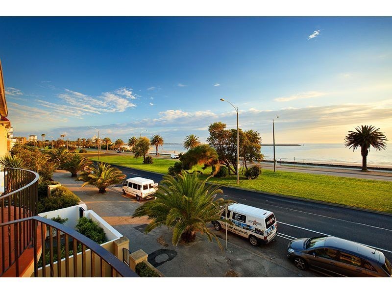 279 Beaconsfield Parade, Middle Park VIC 3206