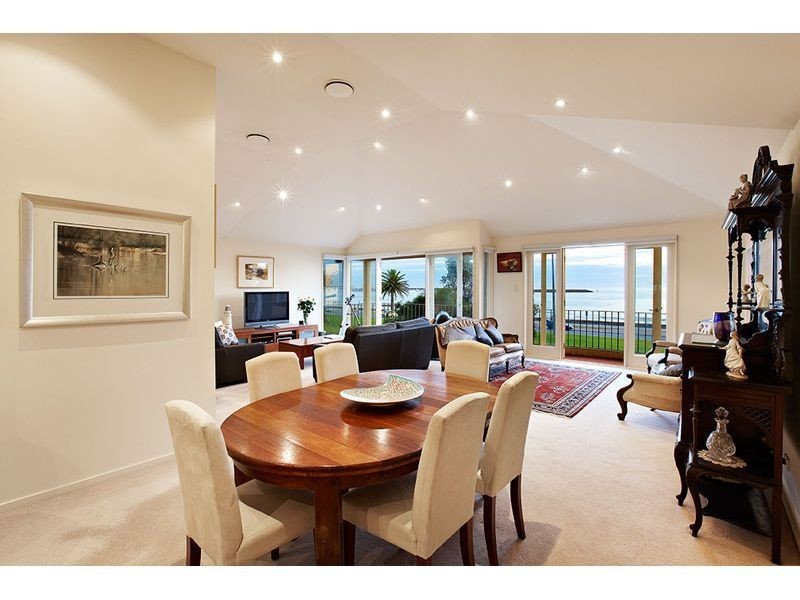 279 Beaconsfield Parade, Middle Park VIC 3206