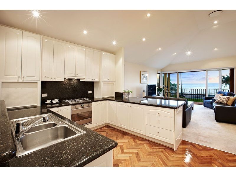 279 Beaconsfield Parade, Middle Park VIC 3206