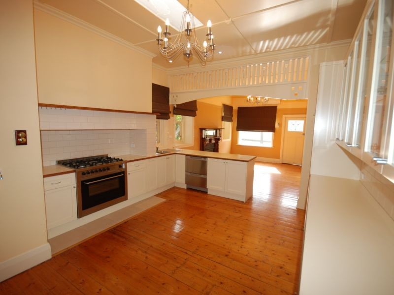 294 Warrigal Road, Glen Iris VIC 3146