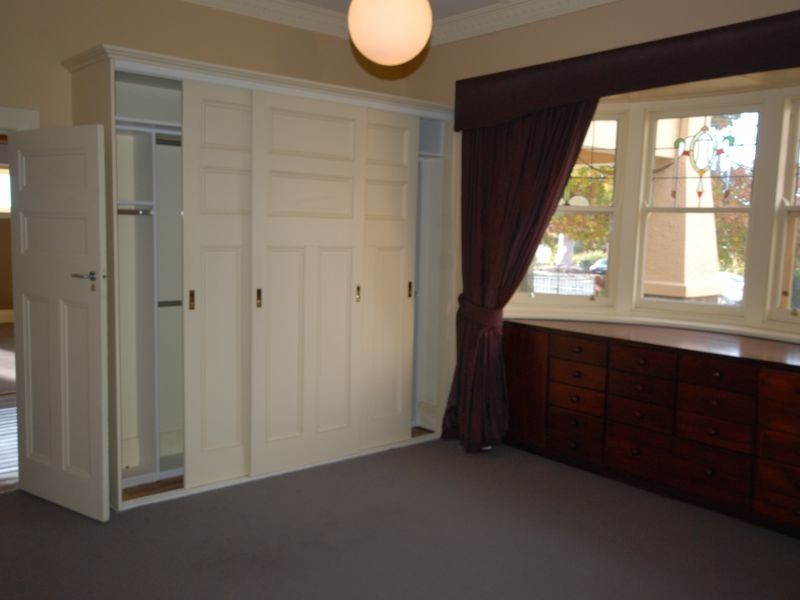 294 Warrigal Road, Glen Iris VIC 3146