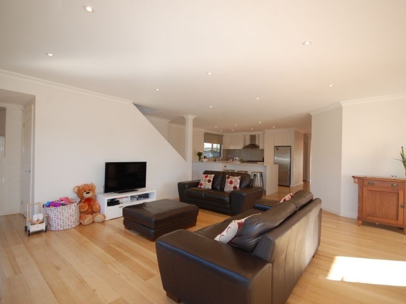 34 Davies Street, Altona VIC 3018