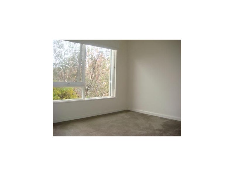 6/2 Irymple Avenue, St Kilda VIC 3182