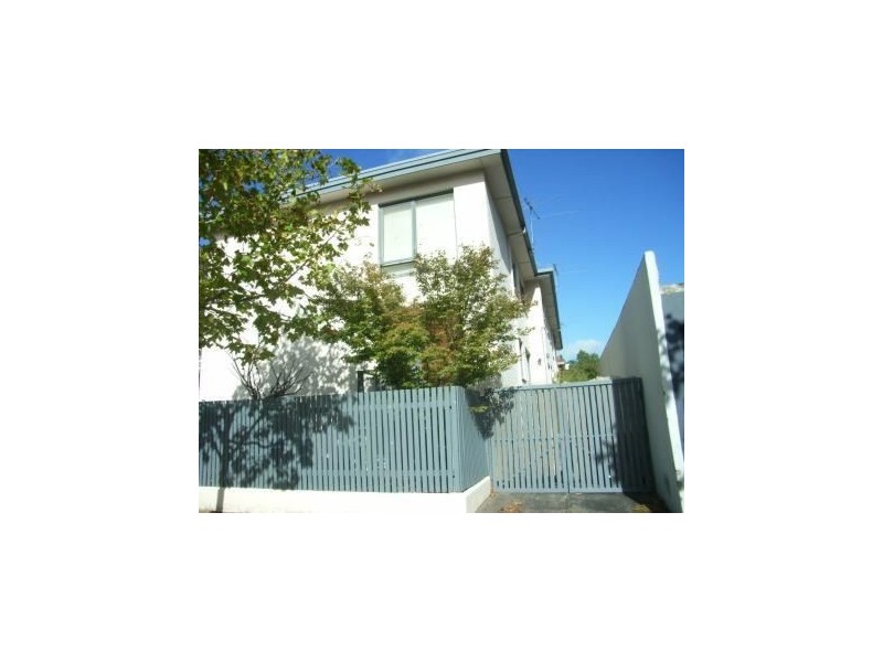 6/2 Irymple Avenue, St Kilda VIC 3182