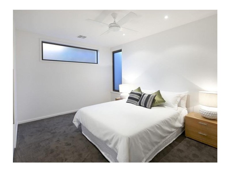 2/7 Kara Grove, Aspendale VIC 3195