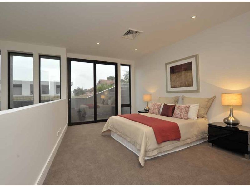 26 Hillside Parade, Glen Iris VIC 3146
