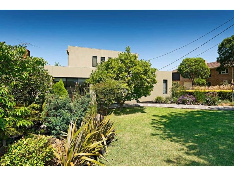 37 Woodland Street, Essendon VIC 3040