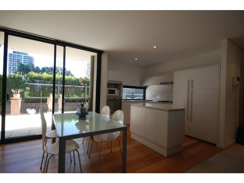 201/40 Chapel Mews, South Yarra VIC 3141