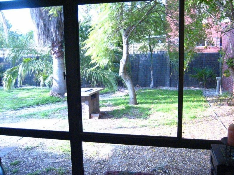 6 Hood Street, Elwood VIC 3184