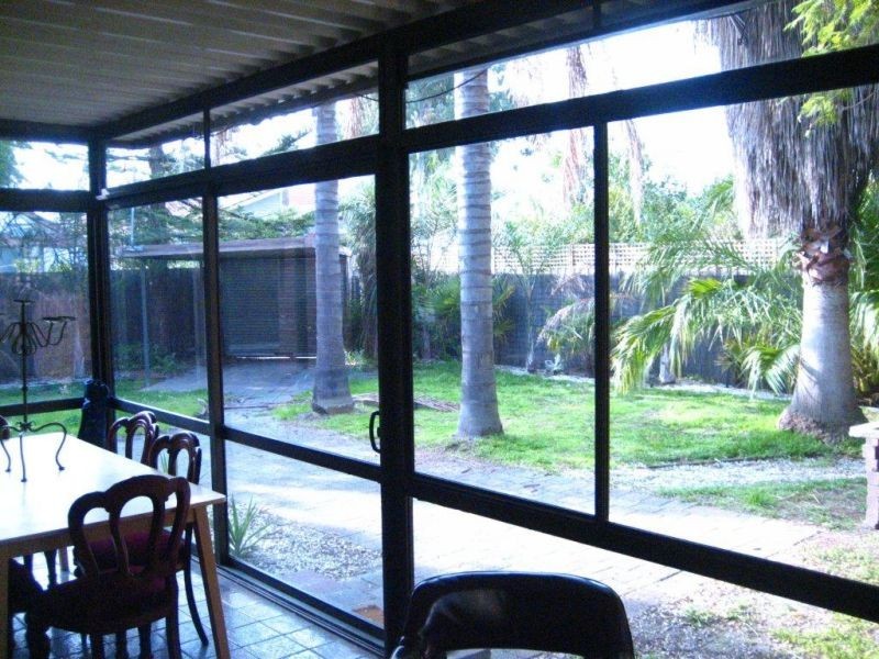 6 Hood Street, Elwood VIC 3184