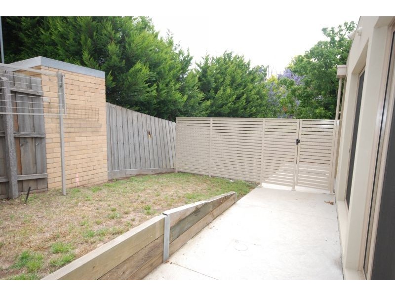 5/16 Lind Street, Strathmore VIC 3041