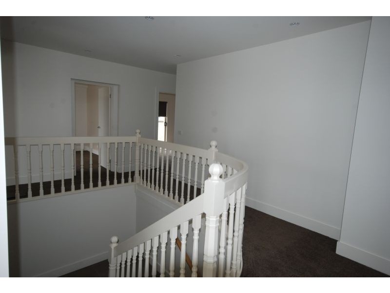 3/16 Lind Street, Strathmore VIC 3041