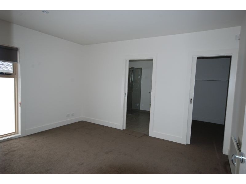 3/16 Lind Street, Strathmore VIC 3041