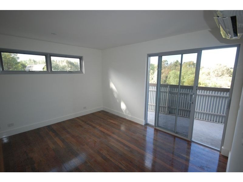 3/290 Pascoe Vale Road, Essendon VIC 3040