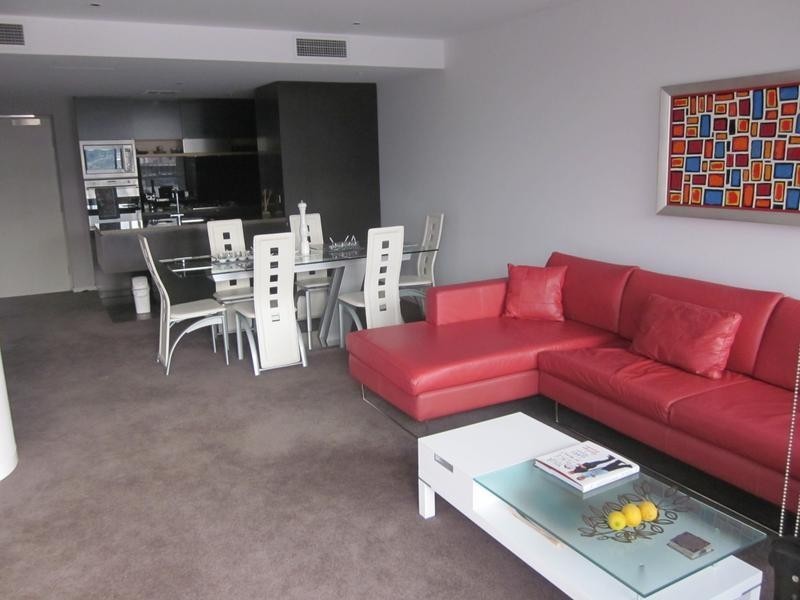 42/55 Victoria Harbour Promenade, Docklands VIC 3008