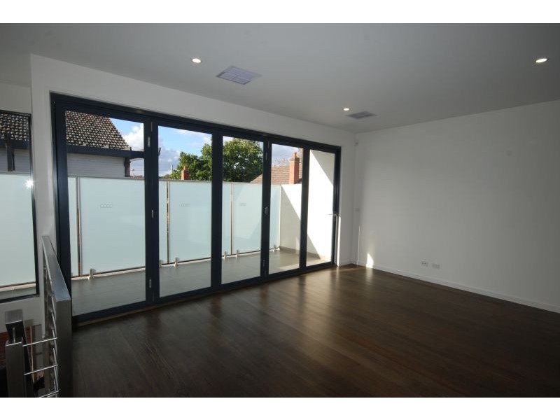 4/1494 High Street, Glen Iris VIC 3146