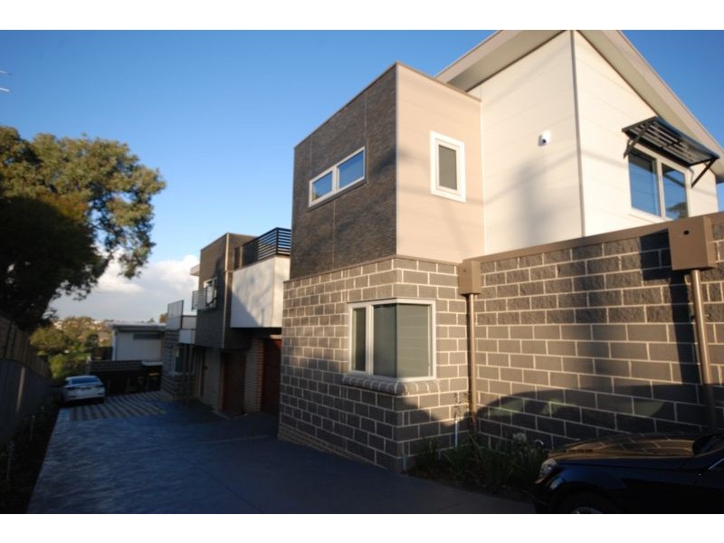 1/290 Pascoe Vale Road, Essendon VIC 3040