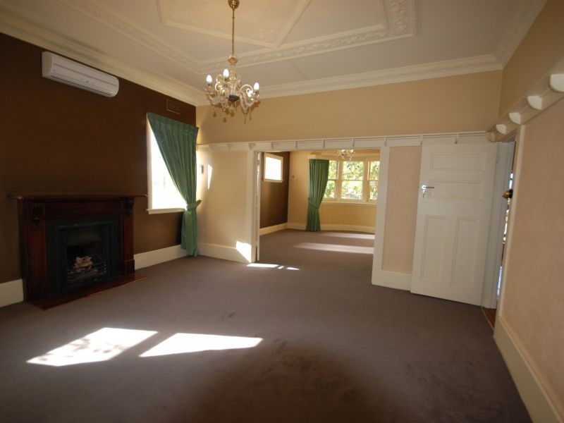 294 Warrigal Road, Glen Iris VIC 3146