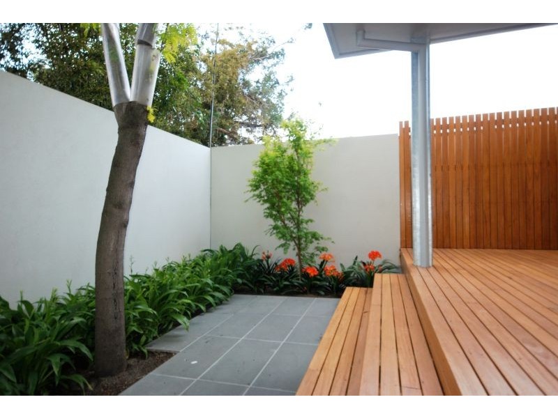 1/5 Mathoura Road, Toorak VIC 3142