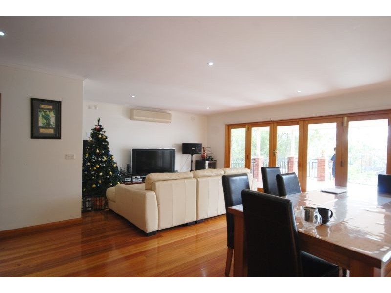 28 Yeovil Road, Glen Iris VIC 3146