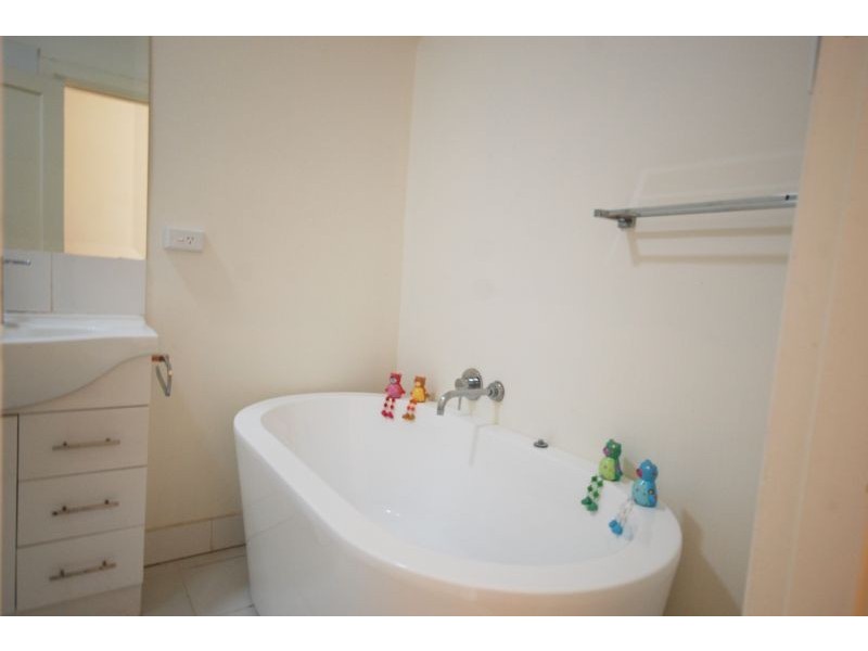 28 Yeovil Road, Glen Iris VIC 3146