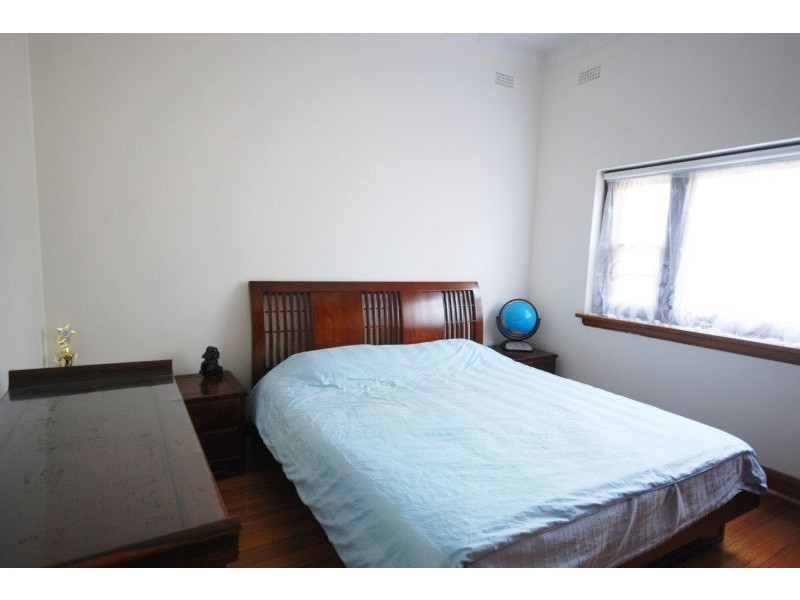 28 Yeovil Road, Glen Iris VIC 3146