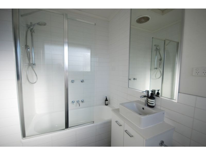 11/28 Patterson Street, Middle Park VIC 3206