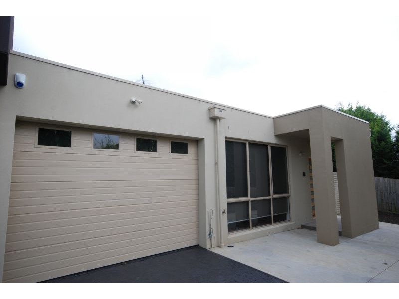 5/16 Lind Street, Strathmore VIC 3041