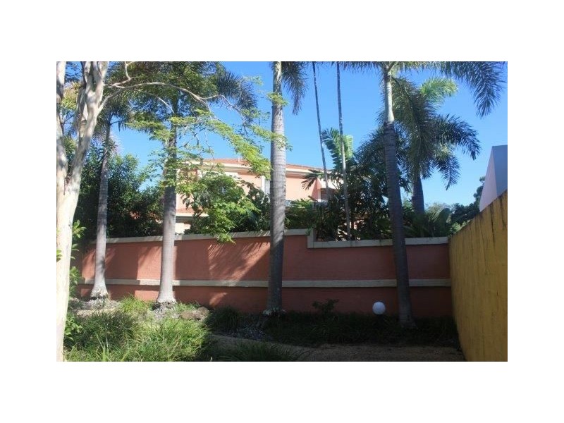 52 Villa Edgewater Harbourview Court, Cleveland QLD 4163