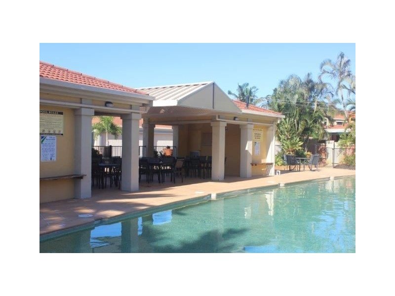 52 Villa Edgewater Harbourview Court, Cleveland QLD 4163