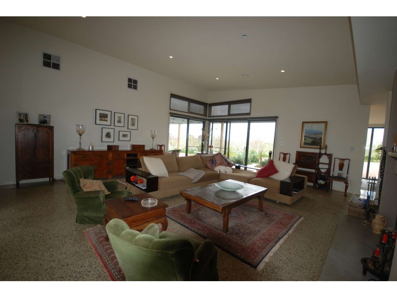 ‘Ruperts Ridge’ 843 MetcalfeRedesdale Road, Redesdale VIC 3444