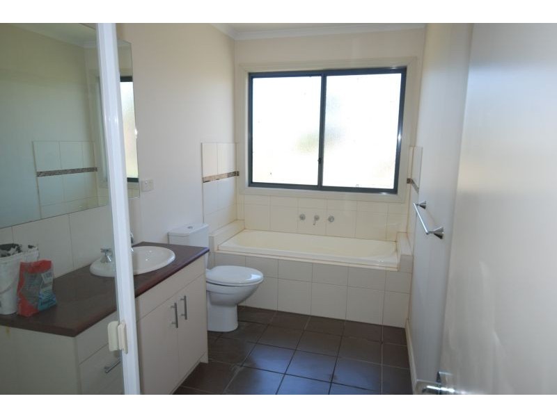 6/2A Snow Street, Keilor Park VIC 3042