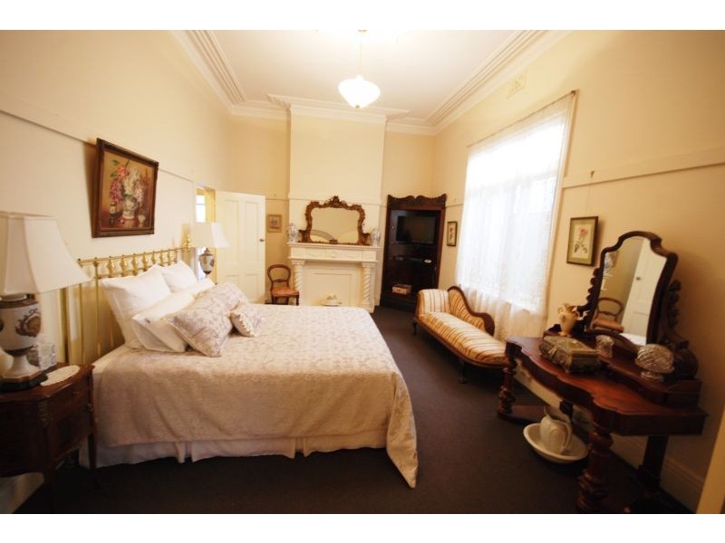 279 Beaconsfield Parade, Middle Park VIC 3206