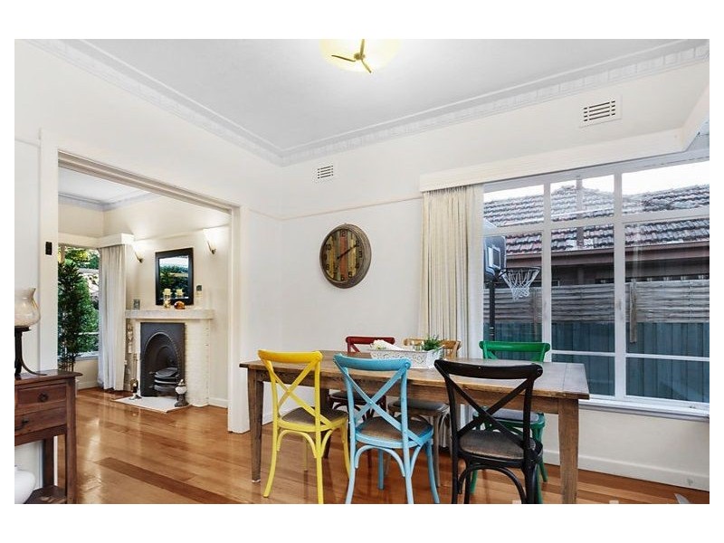 77 Madeline Street, Glen Iris VIC 3146