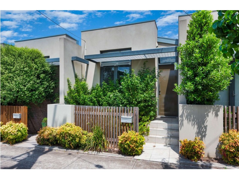 8B Urquhart Street, Northcote VIC 3070