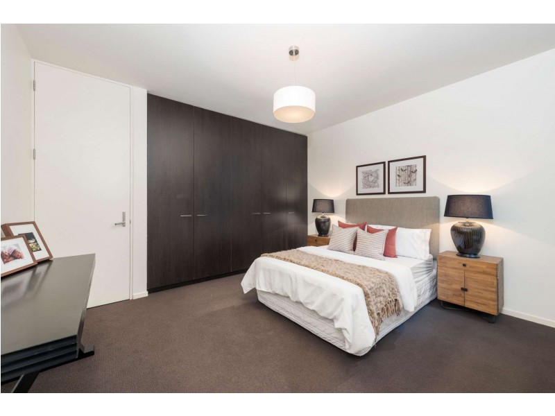 8B Urquhart Street, Northcote VIC 3070