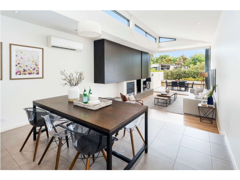 8B Urquhart Street, Northcote VIC 3070