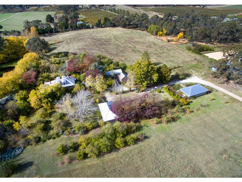 61 Thompsons Road, Harcourt VIC 3453