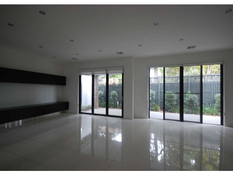 3/5 Carr Street, Brighton East VIC 3187