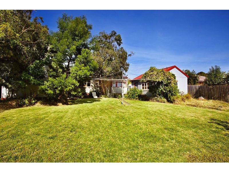 15 Tyrrell Avenue, Blackburn VIC 3130