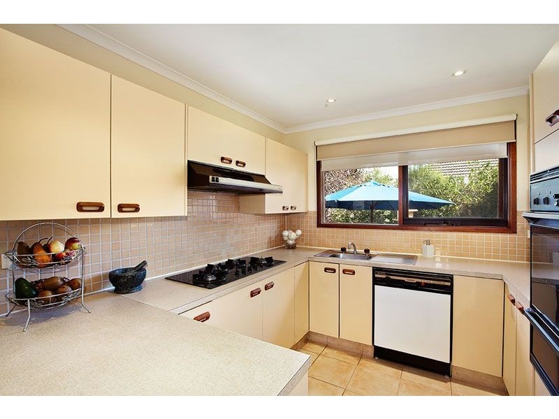 2/1 Beck Street, Blackburn VIC 3130