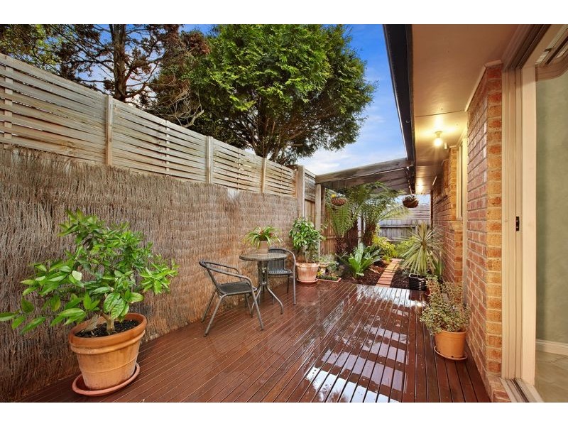 2/34 Springfield Road, Box Hill North VIC 3129