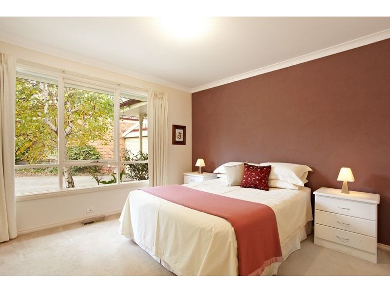 2/6 Marian Court, Blackburn VIC 3130