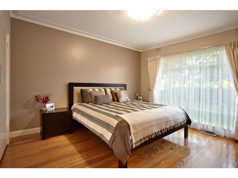 10 Vermont Street, Blackburn South VIC 3130