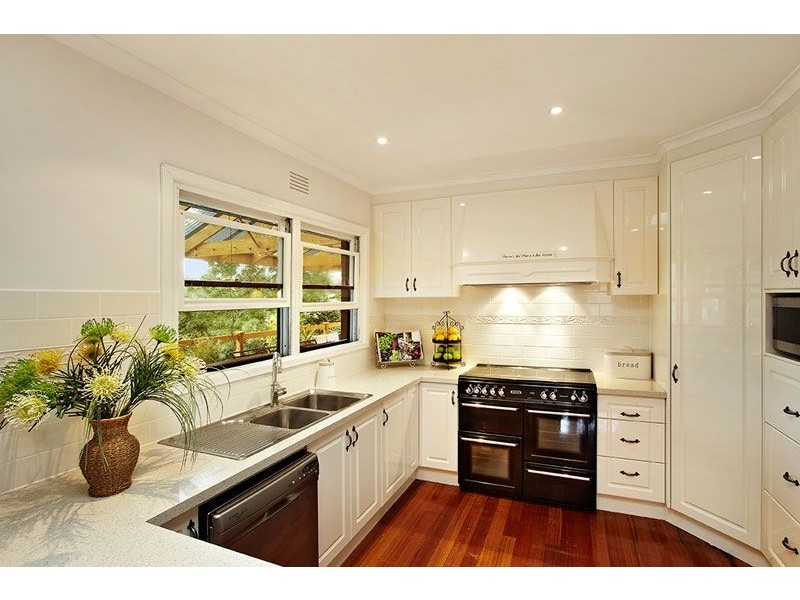 19 Somerset Court, Blackburn South VIC 3130