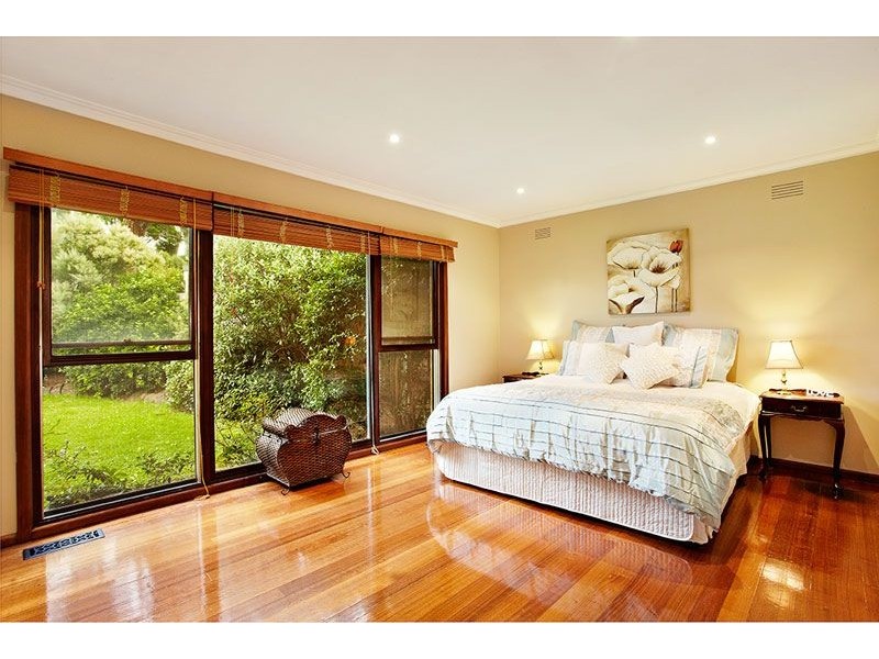 19 Somerset Court, Blackburn South VIC 3130