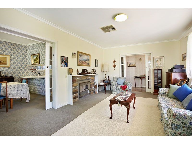 25 Davey Street, Box Hill VIC 3128