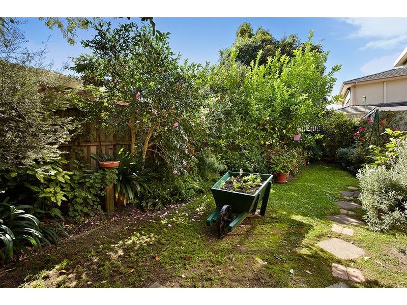 25 Davey Street, Box Hill VIC 3128