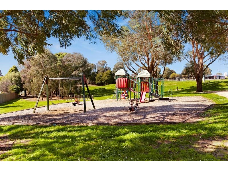 104 Shafer Road, Blackburn North VIC 3130