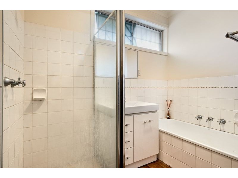 1/30 Simpsons Road, Box Hill VIC 3128